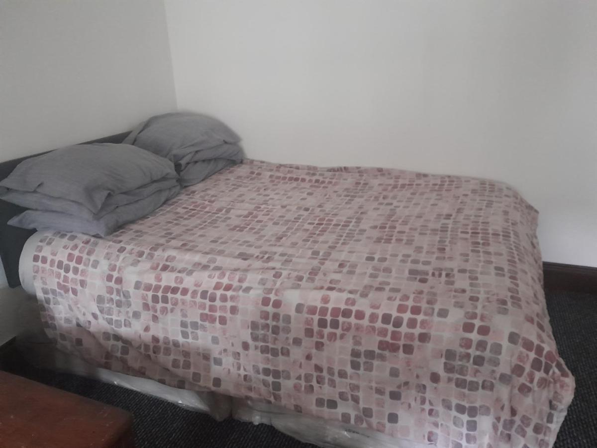 Lovely 1-Bed Studio In London Apartamento Exterior foto