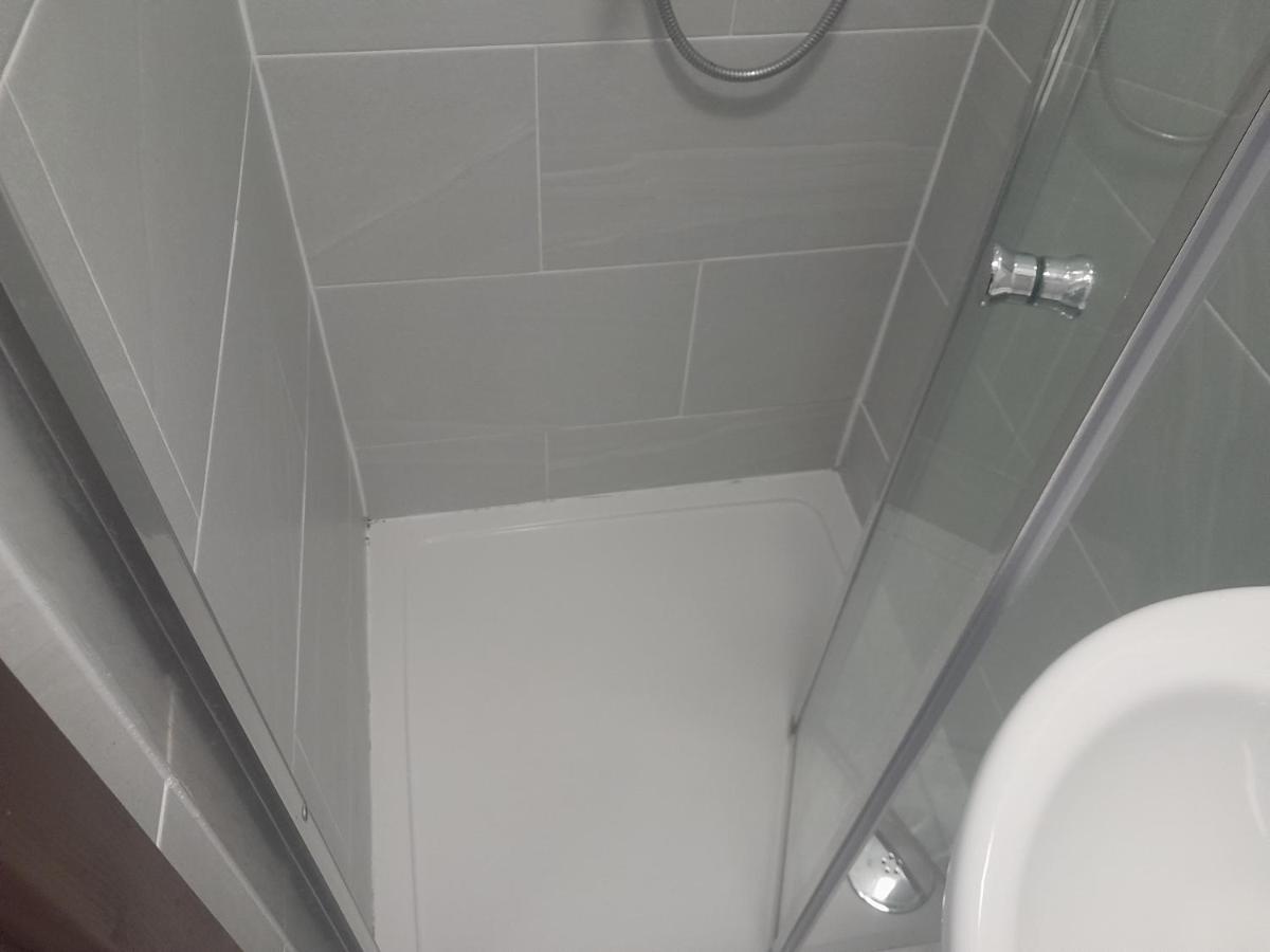 Lovely 1-Bed Studio In London Apartamento Exterior foto